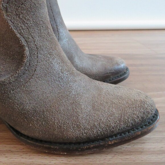 FREEBIRD BY STEVEN Salt Distressed Suede Bootie Boots in Taupe Gray - Size 6 - Picture 9 of 16